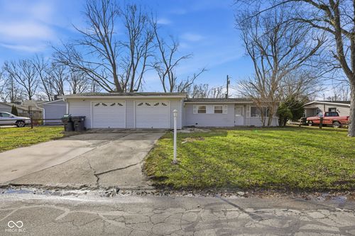 153 Parkview Dr, New Whiteland, IN, 46184-1249 | Card Image
