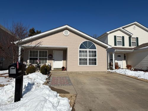 6516 Cottagemeadow Dr, Louisville, KY, 40218-3972 | Card Image