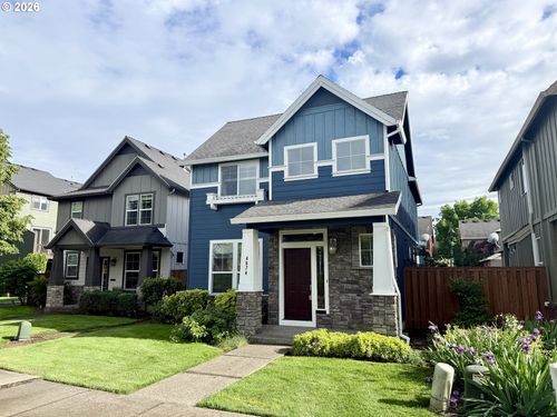 4674 Se Teakwood St, Hillsboro, OR, 97123-8600 | Card Image