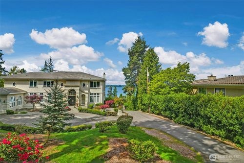 3419 Evergreen Point Rd, Medina, WA, 98039-1022 | Card Image