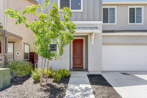 3321 Hackberry Way, Folsom, CA, 95630 | Card Image