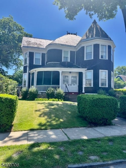 887 Degraw Ave, Newark, NJ, 07104-1708 | Card Image