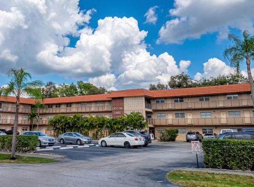 206-3930 Crystal Lake Dr, Deerfield Beach, FL, 33064-1288 | Card Image