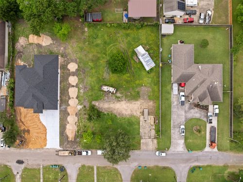 410 Spring Dr, Pasadena, TX, 77504-1420 | Card Image