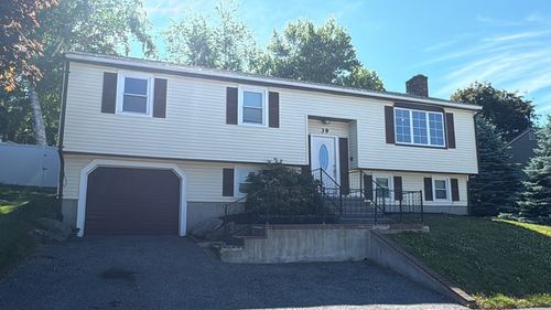 39 Westport Rd, Worcester, MA, 01605-1051 | Card Image