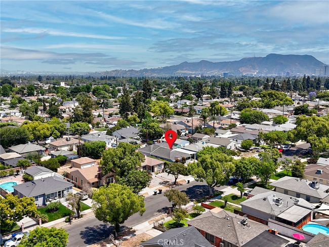 2120 N Rose St, House other with 3 bedrooms, 2 bathrooms and 2 parking in Burbank CA | Image 32