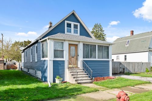 37 Mckinley Ave, Steger, IL, 60475-1810 | Card Image