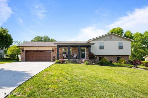 304 Dogwood Ln, Jacksboro, TN, 37757-2802 | Card Image