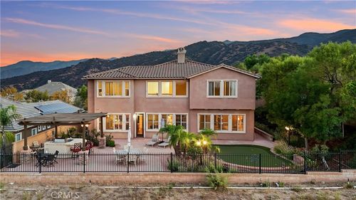 8072 Soft Winds Dr, Corona, CA, 92883 | Card Image