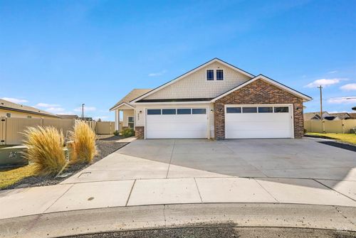 893/899 Shadowleaf, Twin Falls, ID, 83301 | Card Image