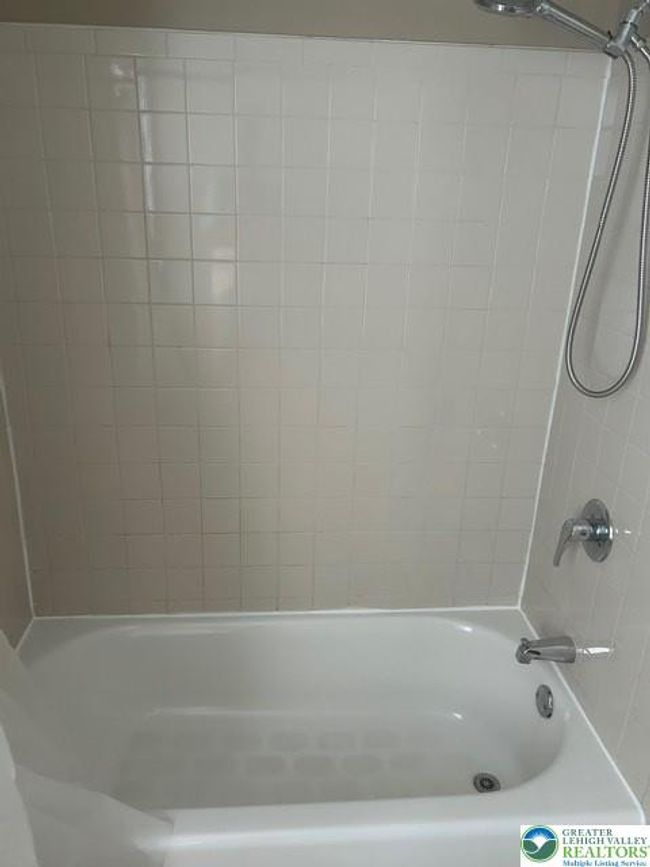 57 E Raspberry St, House other with 2 bedrooms, 2 bathrooms and null parking in BETHLEHEM PA | Image 27