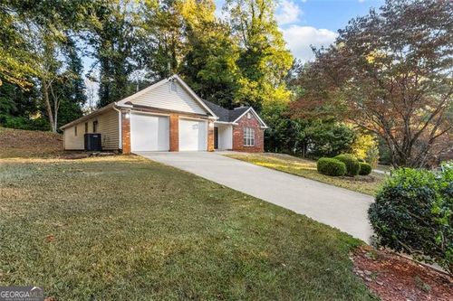 7574 Antebellum Ln, Riverdale, GA, 30274-4050 | Card Image