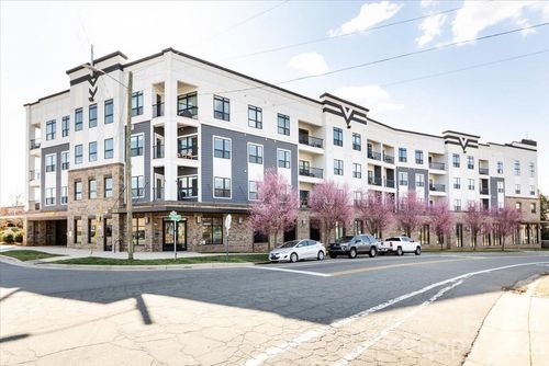 3630 N Davidson St, Charlotte, NC, 28205-1351 | Card Image
