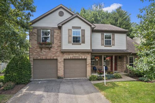 9470 Carriage Run Cir, Loveland, OH, 45140-5538 | Card Image