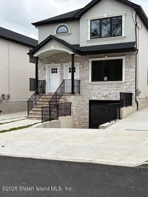 98 Alverson Ave, Staten Island, NY, 10309-1714 | Card Image