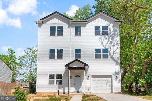 1023 58th Ave, FAIRMOUNT HEIGHTS, MD, 20743-1361 | Card Image