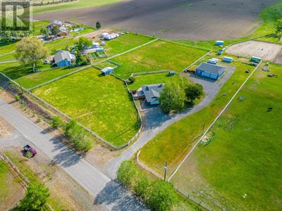 1922 Gardiner Rd, House other with 3 bedrooms, 3 bathrooms and 2 parking in Kamloops BC | Image 2