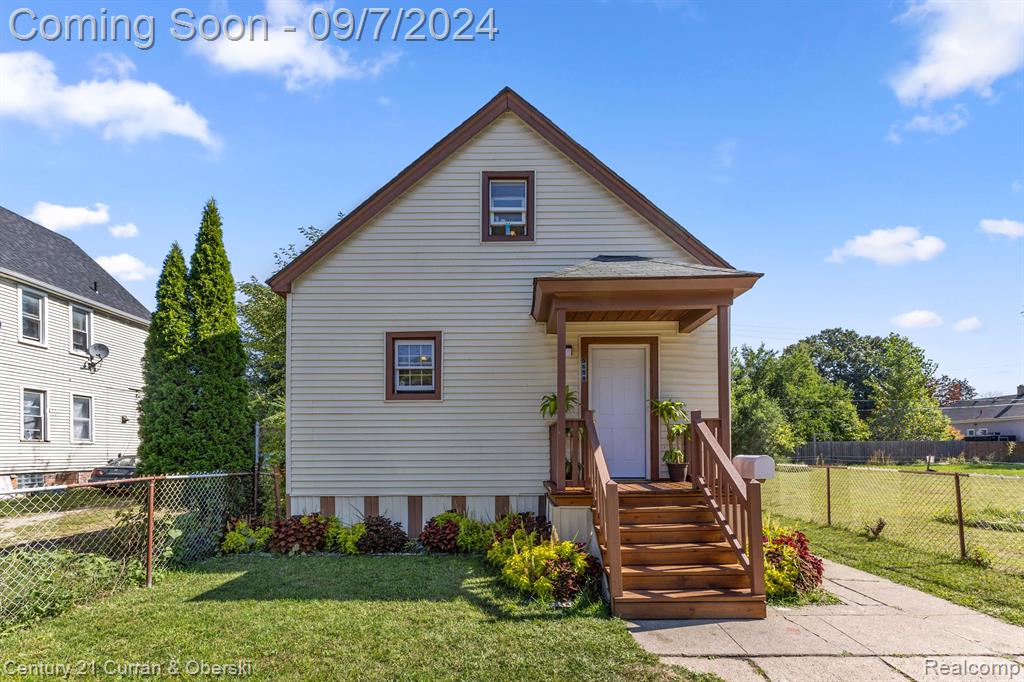 Tarnow St, Detroit, MI 48210