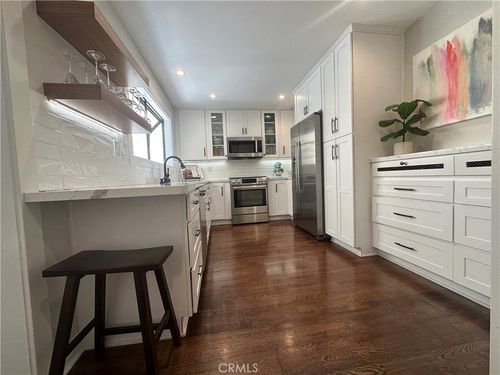 8-96 Smokestone, Irvine, CA, 92614 | Card Image