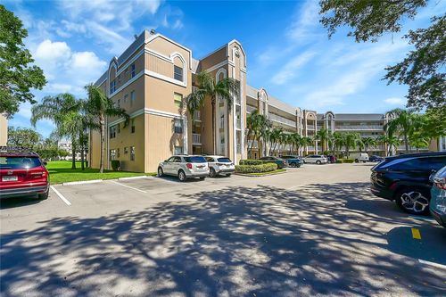 apt-103-10155 Nw 24th Pl, Sunrise, FL, 33322-6856 | Card Image