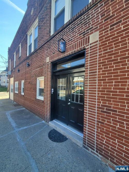 160 Stuyvesant Ave, Kearny, NJ, 07032-3752 | Card Image
