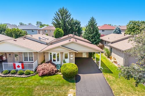 178 Athenia Dr, Stoney Creek, ON, L8J1V8 | Card Image