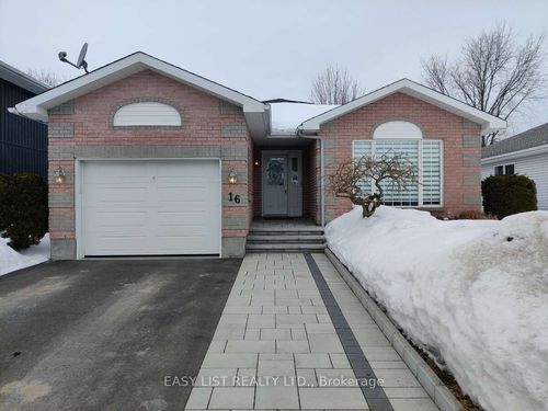 16 Fairview Cres, Arnprior, ON, K7S3V7 | Card Image