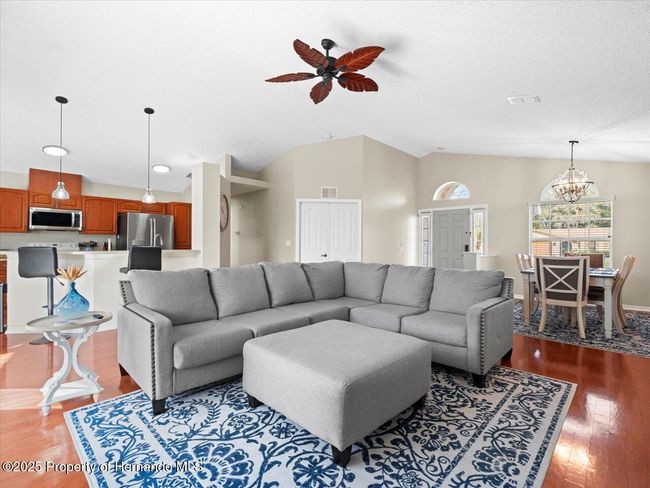 8484 Annapolis Rd, House other with 3 bedrooms, 2 bathrooms and null parking in SPRING HILL FL | Image 19
