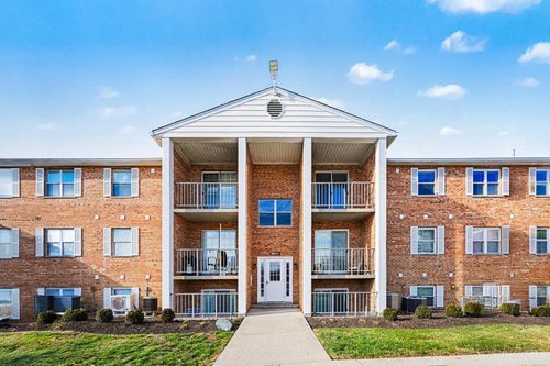 5667 Old Blue Rock Rd, Cincinnati, OH, 45247 | Card Image