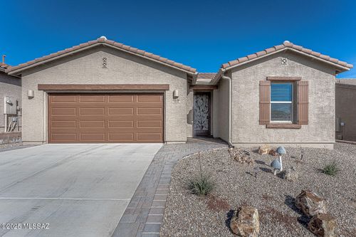 2536 W Dome Rock Dr, Green Valley, AZ, 85622-8119 | Card Image
