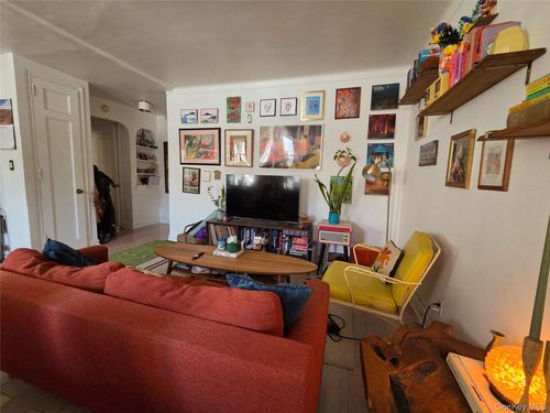 apt-1b-192 8th St, Brooklyn, NY, 11218-3346 | Card Image