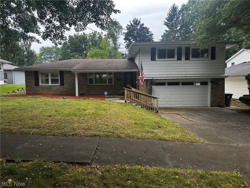 182 Wayne Ave, Akron, OH, 44301-2903 | Card Image