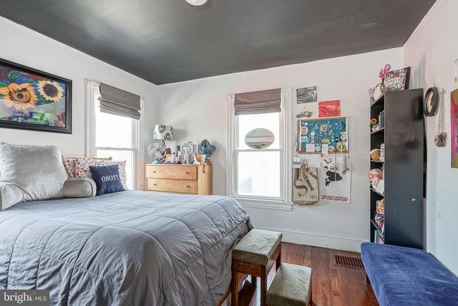 86 E 3 Rd St, Home with 2 bedrooms, 2 bathrooms and null parking in MOORESTOWN NJ | Image 18