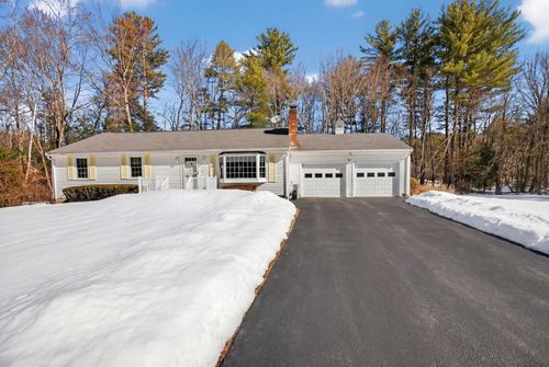 4 Tully St, Windham, NH, 03087-1521 | Card Image