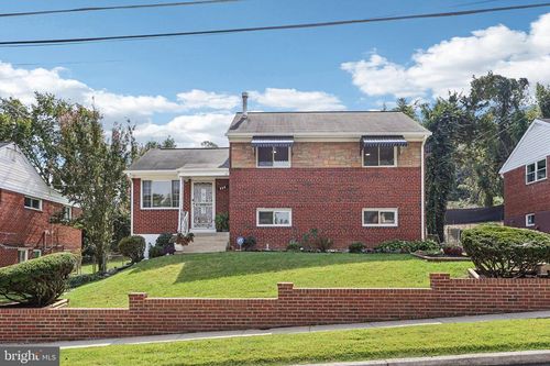 423 Saint Margarets Dr, CAPITOL HEIGHTS, MD, 20743-3229 | Card Image