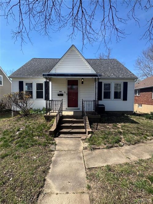 905 Burgess Ave, Crystal City, MO, 63019-1544 | Card Image