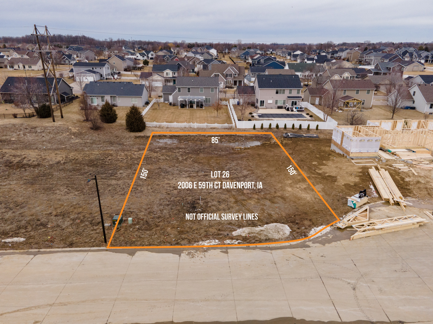 Land in Davenport