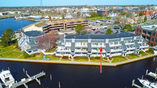 210 Spinnakers Cv, Toms River, NJ, 08753 | Card Image
