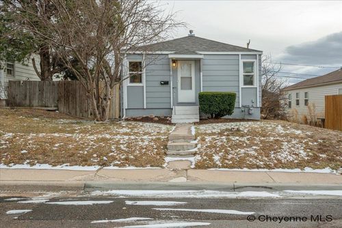 1911 E 17th St, Cheyenne, WY, 82001-5011 | Card Image