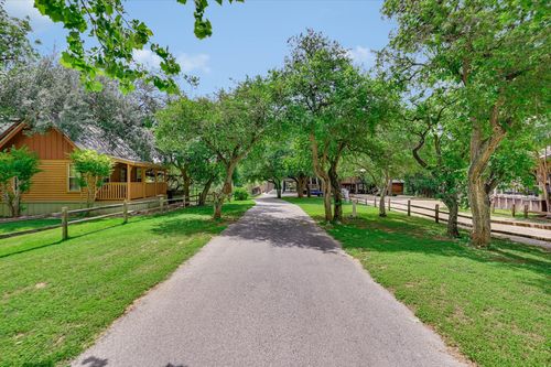 1220 Sleepy Hollow Ln Lane, New Braunfels, TX, 78130 | Card Image