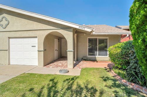 26822 Avenue Of The Oaks, Newhall, CA, 91321-1415 | Card Image