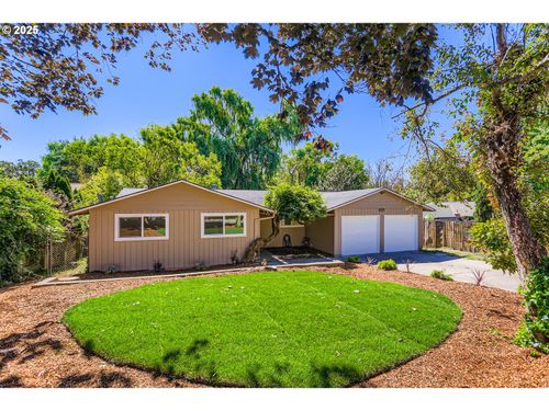 680 Sw Willow Creek Dr, Beaverton, OR, 97003-2428 | Card Image