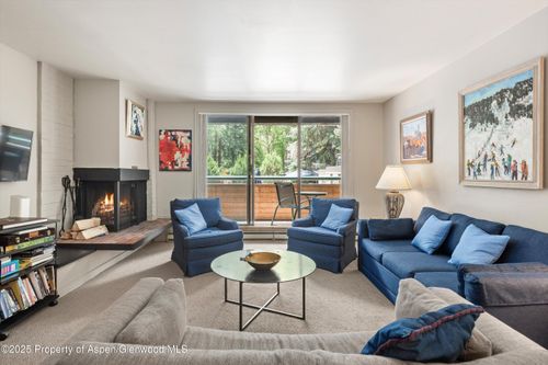 apt-16-1024 E Hopkins Ave, Aspen, CO, 81611-4112 | Card Image