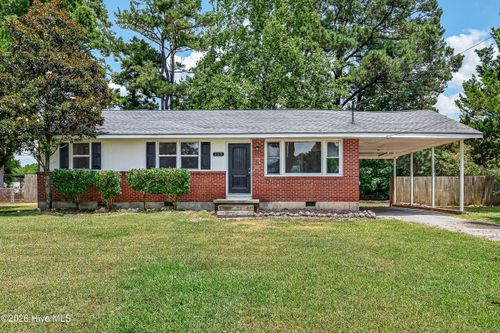 105 Kitt Dr, Jacksonville, NC, 28540-7030 | Card Image
