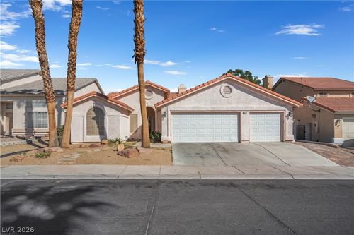 6576 Goldencreek Way, Las Vegas, NV, 89108-4485 | Card Image