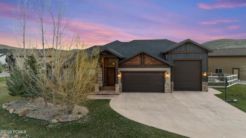 823 W Summit Haven Cir, Francis, UT, 84036-8517 | Card Image