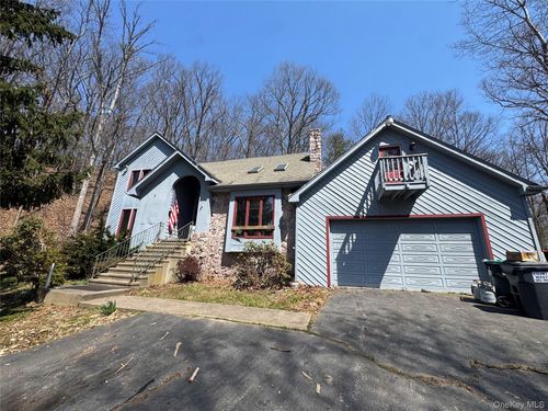 50 Hidden Valley Rd, Port Jervis, NY, 12771-2331 | Card Image