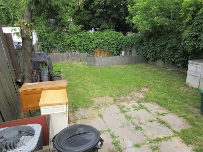 205 Kenilworth Ave N, House other with 5 bedrooms, 2 bathrooms and null parking in Hamilton ON | Image 32