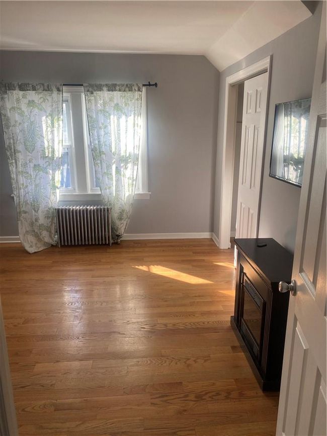 APT-3 - 220 Hillside Ave, Condo with 2 bedrooms, 1 bathrooms and null parking in Mount Vernon NY | Image 12