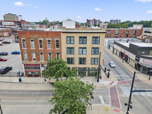 324 Park Central W, Springfield, MO, 65806-1245 | Card Image